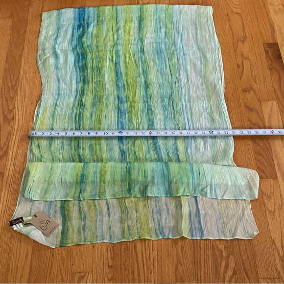 NWT Lua 100% Organic Silk Hand -Dyed Scarf - Picture 9 of 15